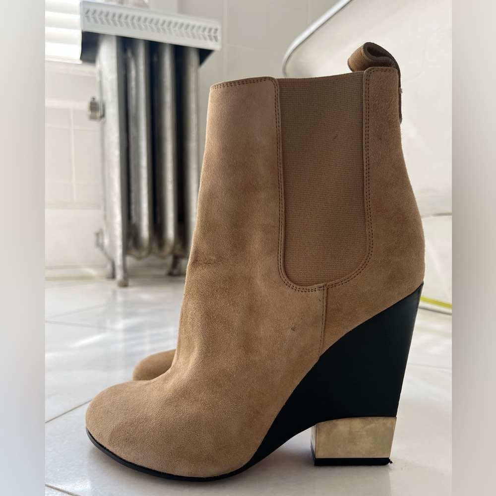 Designer boots 4 inch heels